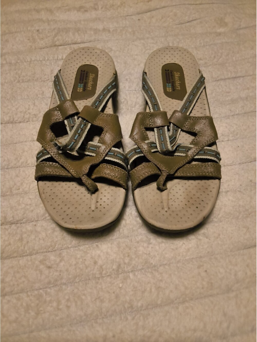 Skechers Beige and Olive Green Casual Slide Sandals Size 8
